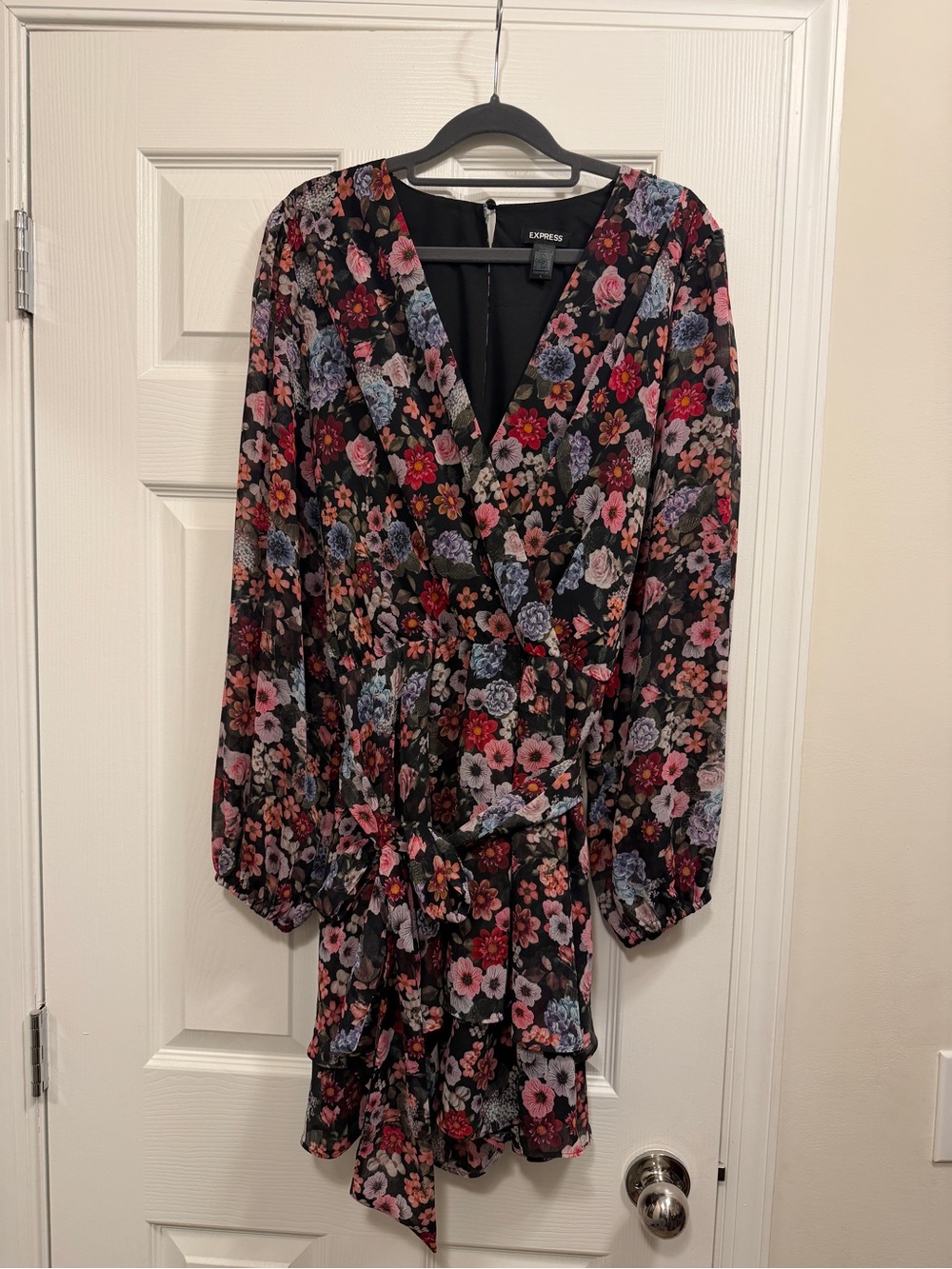 Express Black Floral Long-Sleeve Wrap Dress
